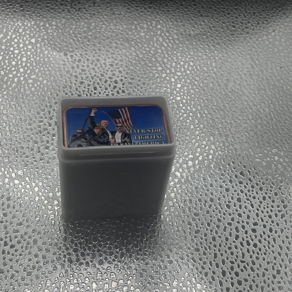 Tube of 20 Donald Trump "Never Stop Fighting To Save America" 1 oz Copper Bars - Picture 6 of 16